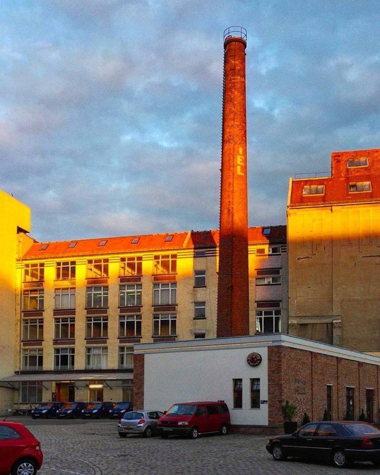 Apartamento Einzigartiges 140Qm Loft - Party Ist Erlaubt! Berlín Exterior foto
